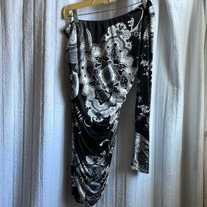 Black and white Aux one shoulder dress